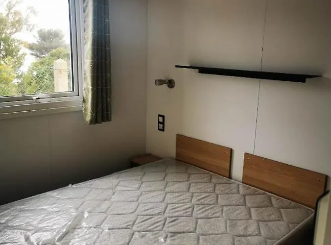 Mobil 8 Personnes L Ile D Or Raphael Кемпінг *