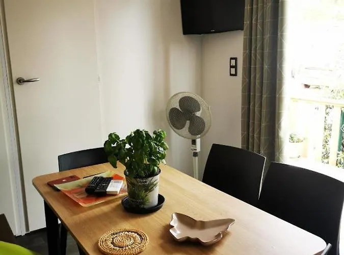 Mobil 8 Personnes L Ile D Or Raphael Кемпінг *