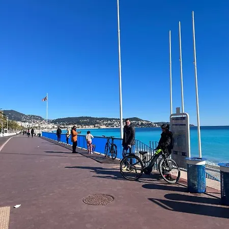 Kemping Mobil 8 Personnes L Ile D Or Raphael Saint-Raphaël