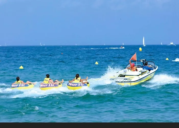 Camping Mobil 8 Personnes L Ile D Or Raphael Saint-Raphaël